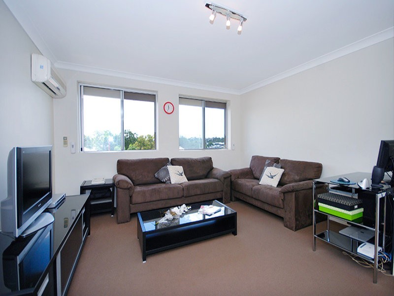 4/10 Cross Street, Fairfield QLD 4103