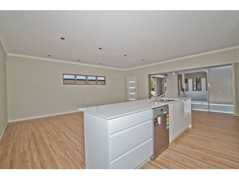 42 Winsome Road, Salisbury QLD 4107