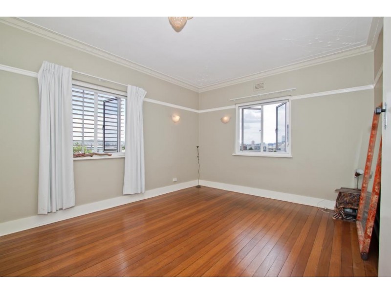 8/13 Dorchester Street, Highgate Hill QLD 4101