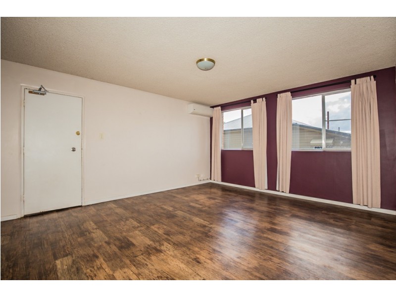 2/10 Cross Street, Fairfield QLD 4103