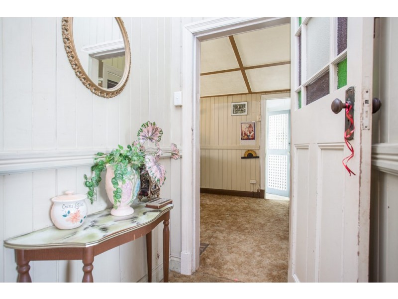 18 Ridge Street, Greenslopes QLD 4120