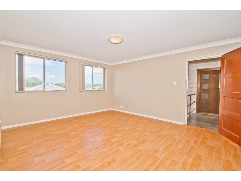 3/10 Cross Street, Fairfield QLD 4103