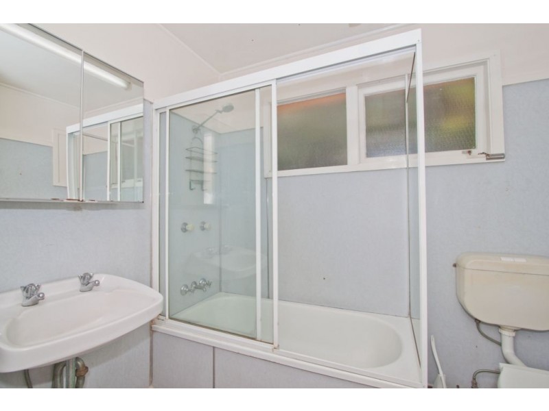 1/17 Fenton Street, Fairfield QLD 4103