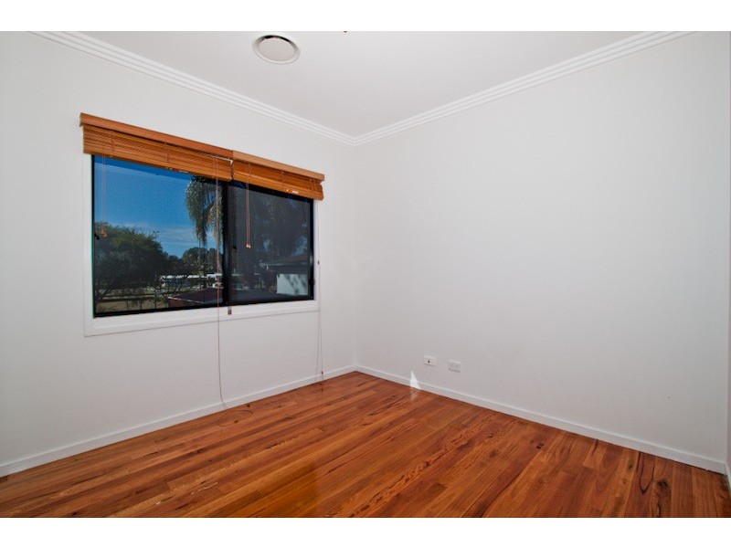 9 Snowden Street, Tarragindi QLD 4121