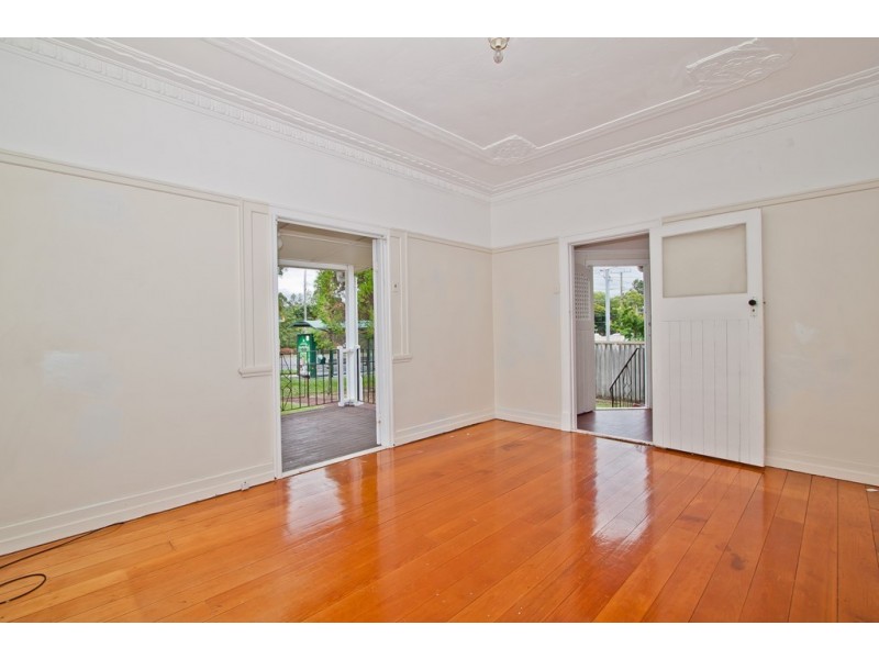 18 Beaudesert Road, Moorooka QLD 4105