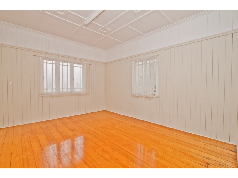 18 Beaudesert Road, Moorooka QLD 4105