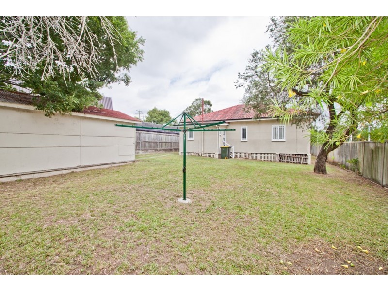 18 Beaudesert Road, Moorooka QLD 4105