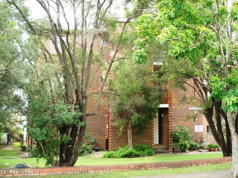 2/42 Eighth Avenue, Coorparoo QLD 4151