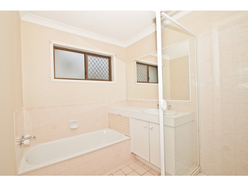 27 Willis Street, Tarragindi QLD 4121