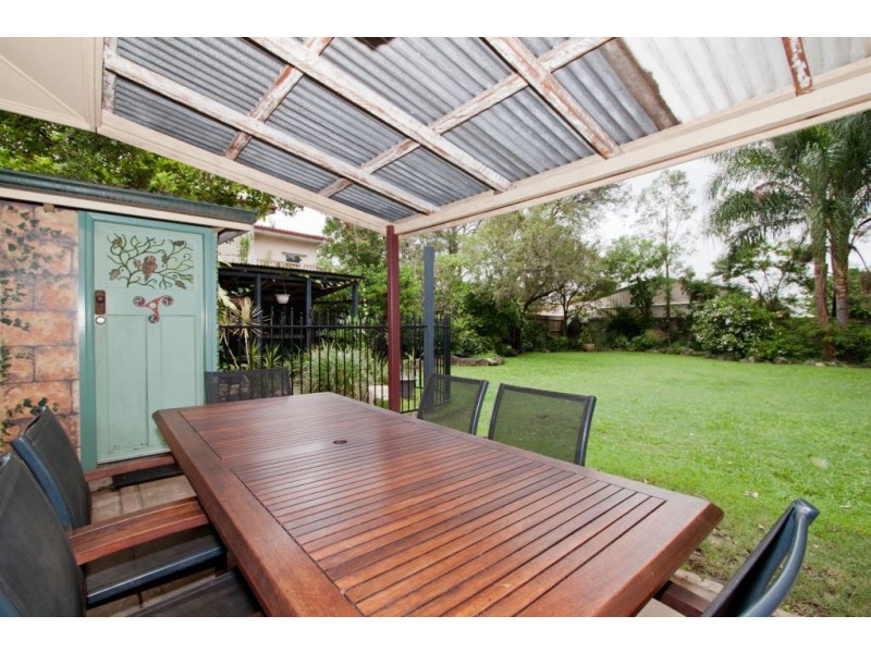 32 Cobden Street, Moorooka QLD 4105