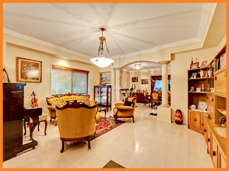 45 White Cedar Circuit, Stretton QLD 4116