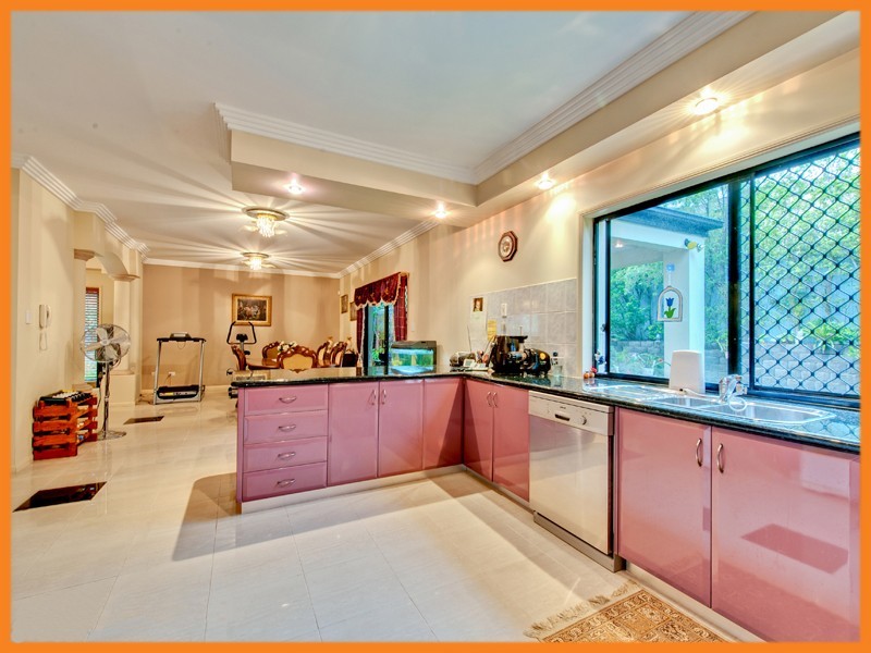 45 White Cedar Circuit, Stretton QLD 4116