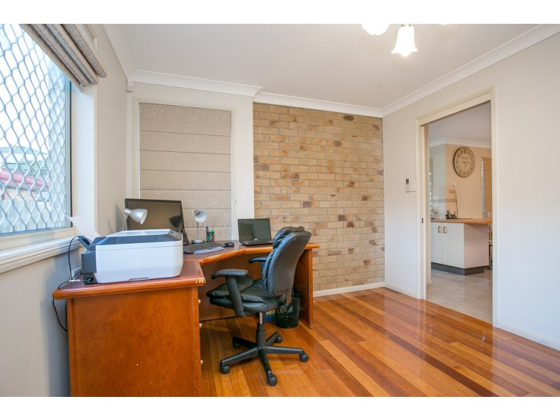 15 Ferguson Place, Coopers Plains QLD 4108