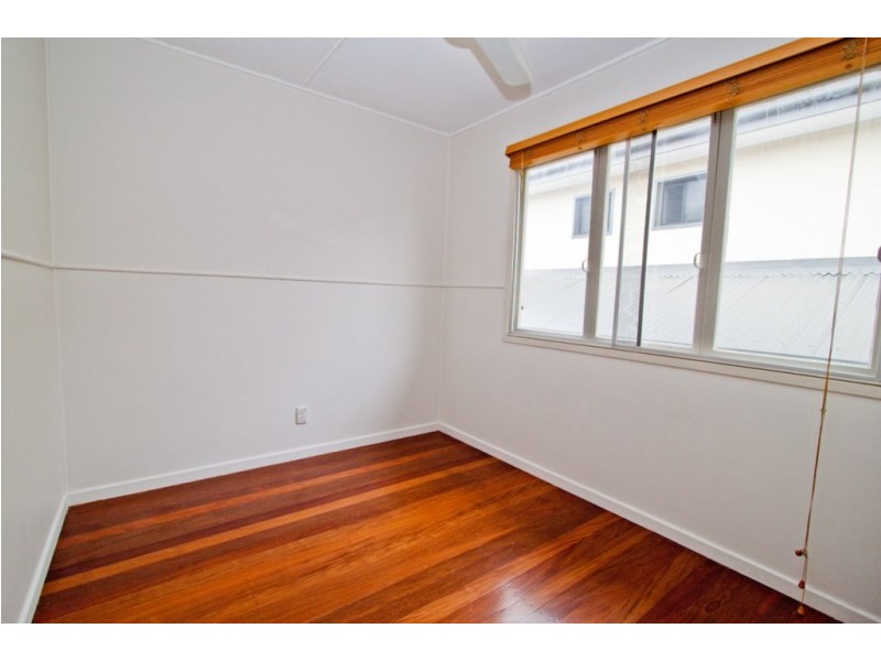118 Chaucer Street, Moorooka QLD 4105