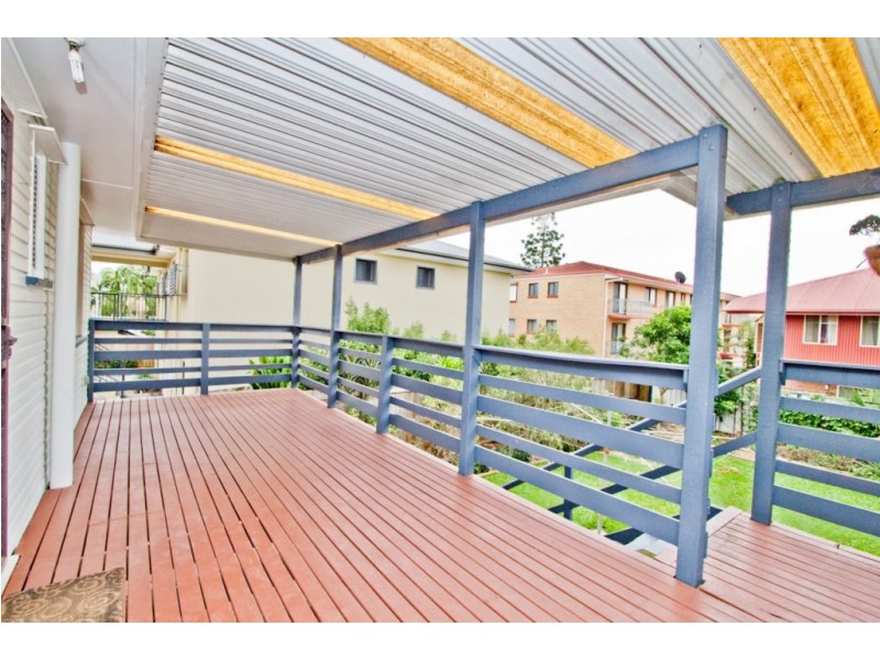 118 Chaucer Street, Moorooka QLD 4105