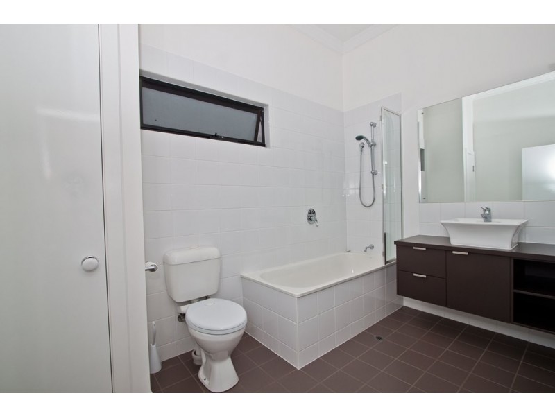 1/59 Vallely Street, Annerley QLD 4103
