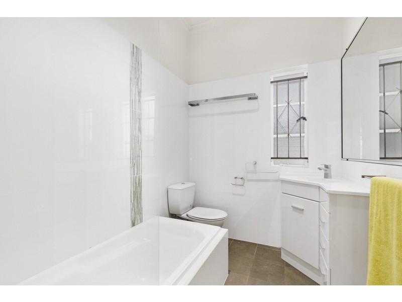 38 Clara Street, Annerley QLD 4103