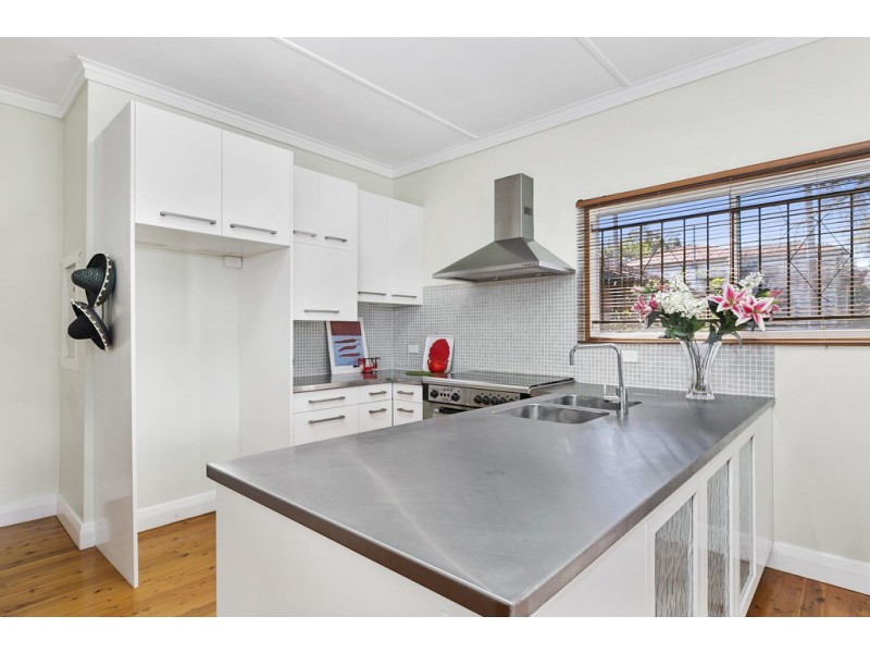 38 Clara Street, Annerley QLD 4103