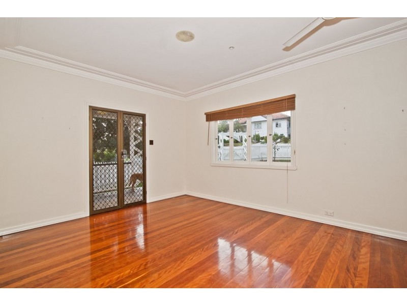 1 Lana Street, Tarragindi QLD 4121