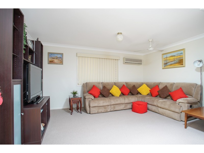 4 Bosworth Street, Coopers Plains QLD 4108