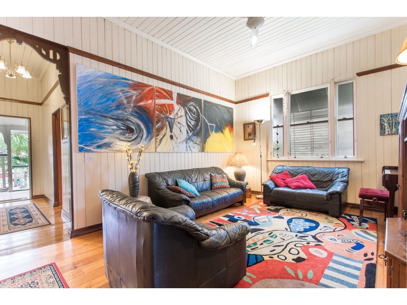 25 Arras Street, Yeronga QLD 4104