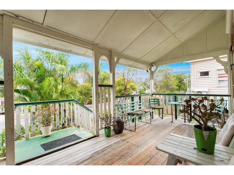 25 Arras Street, Yeronga QLD 4104