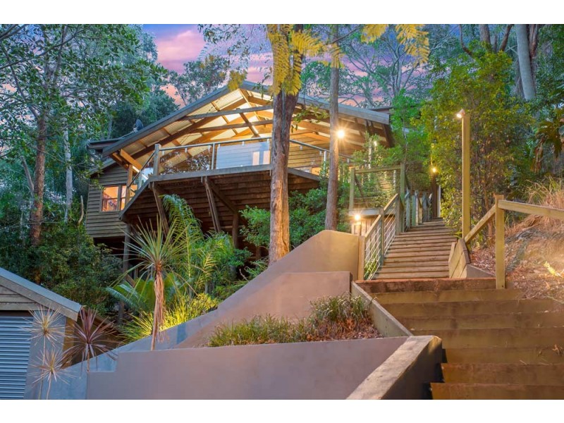 25 Flynn Street, Holland Park West QLD 4121