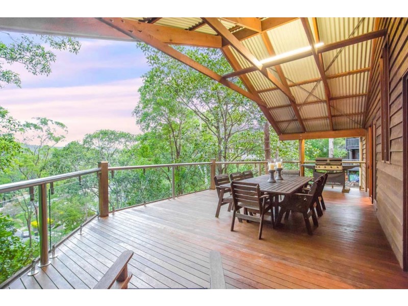 25 Flynn Street, Holland Park West QLD 4121