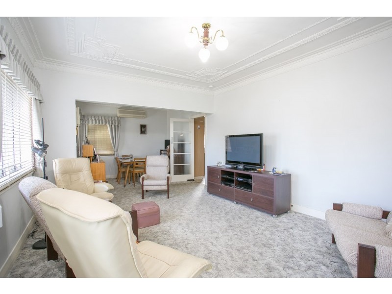 19 Dinmore Street, Moorooka QLD 4105