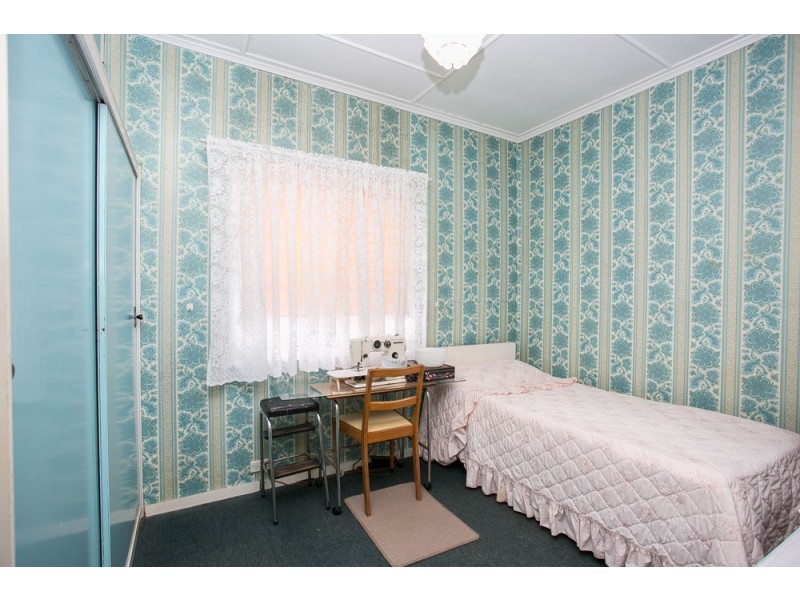 19 Dinmore Street, Moorooka QLD 4105