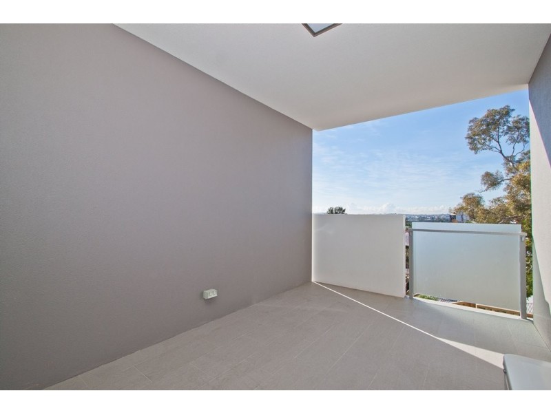 C108/8 Lochaber Street, Dutton Park QLD 4102