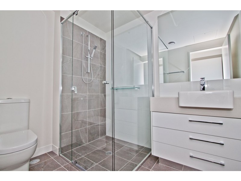 C108/8 Lochaber Street, Dutton Park QLD 4102
