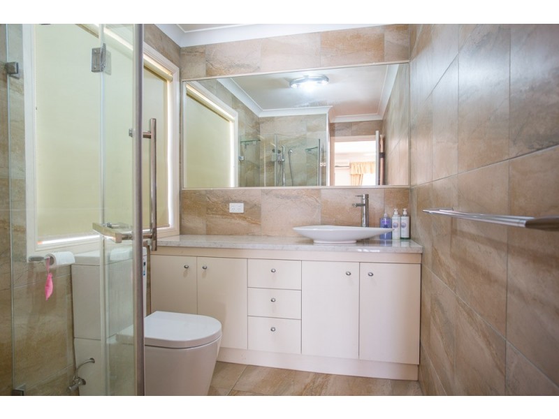 72 Sunflower Crescent, Calamvale QLD 4116