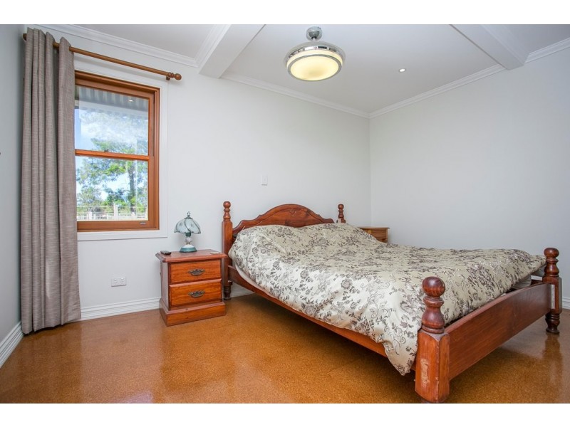 303 Waterford-Tamborine Road, Waterford QLD 4133