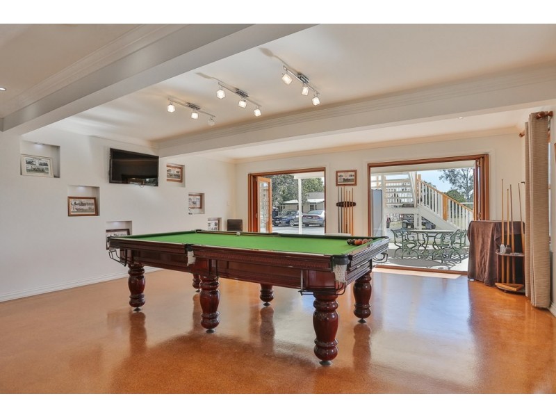 303 Waterford-Tamborine Road, Waterford QLD 4133