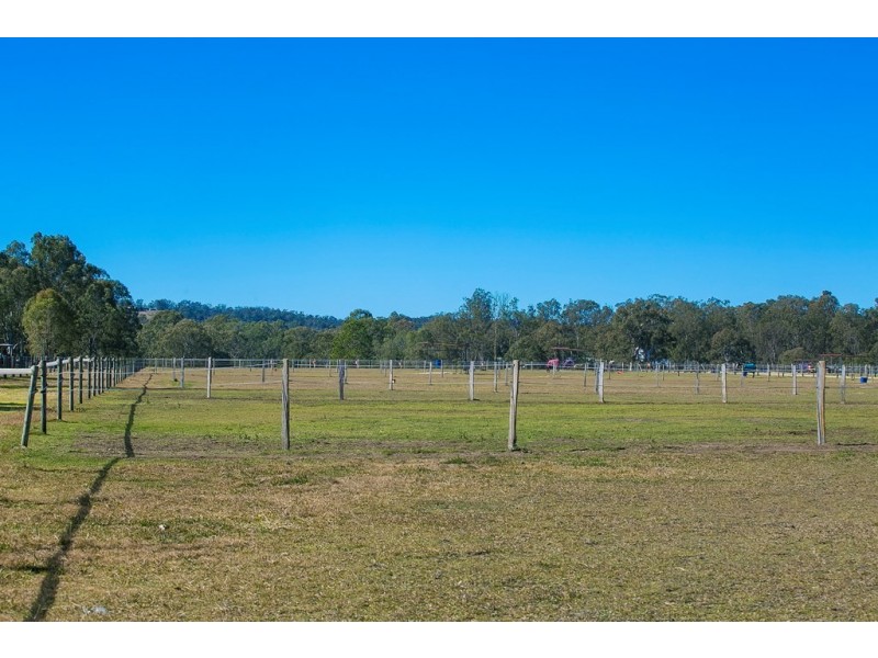 303 Waterford-Tamborine Road, Waterford QLD 4133