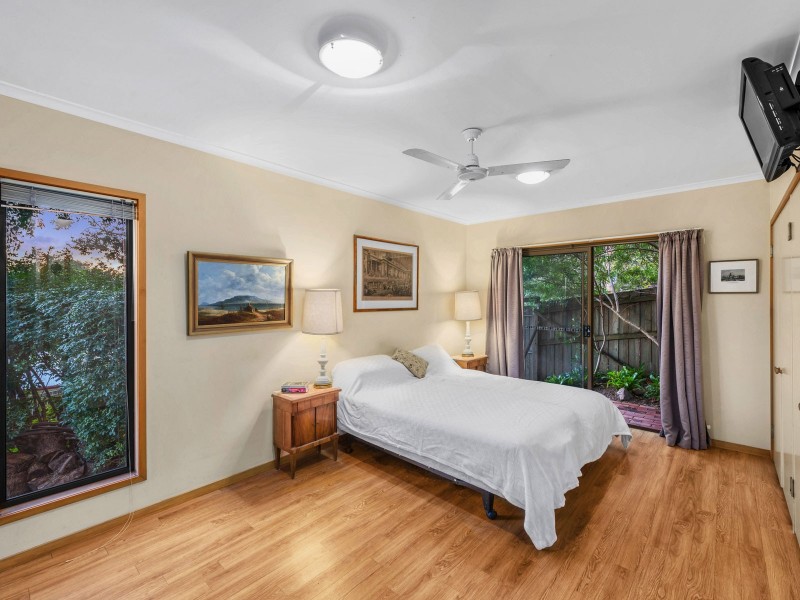 40 Princess Street, Fairfield QLD 4103