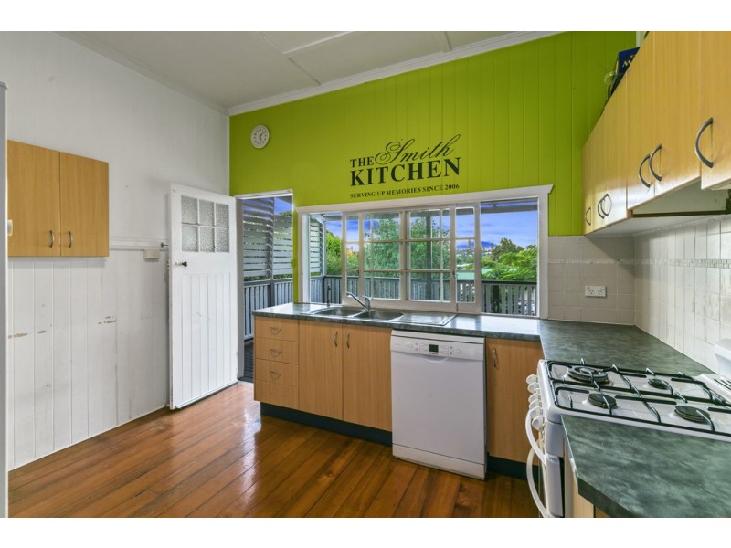 44 Brassey Street, Fairfield QLD 4103