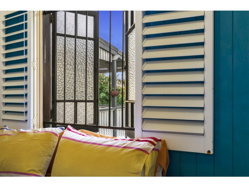 44 Brassey Street, Fairfield QLD 4103