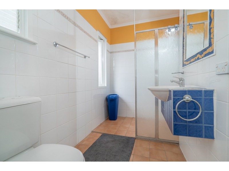 82 King Arthur Terrace, Tennyson QLD 4105