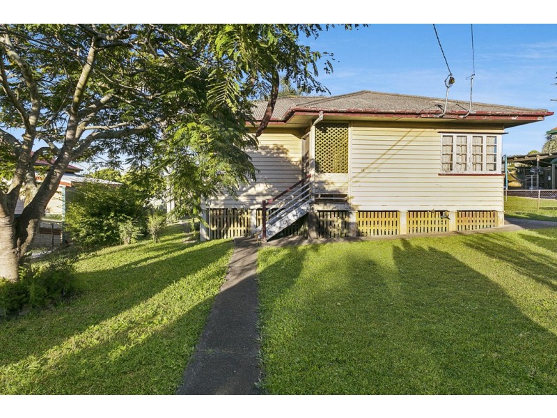 18 Beechcroft Street, Coopers Plains QLD 4108