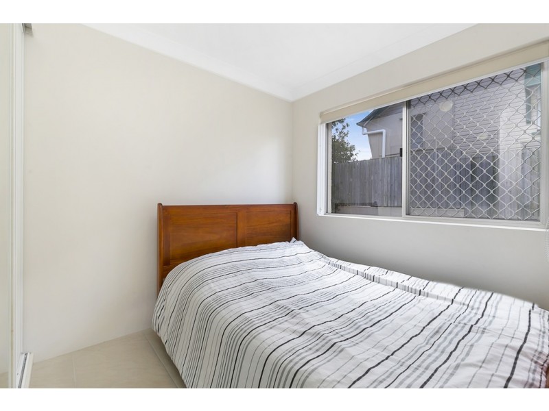 2/1 Gustavson Street, Annerley QLD 4103