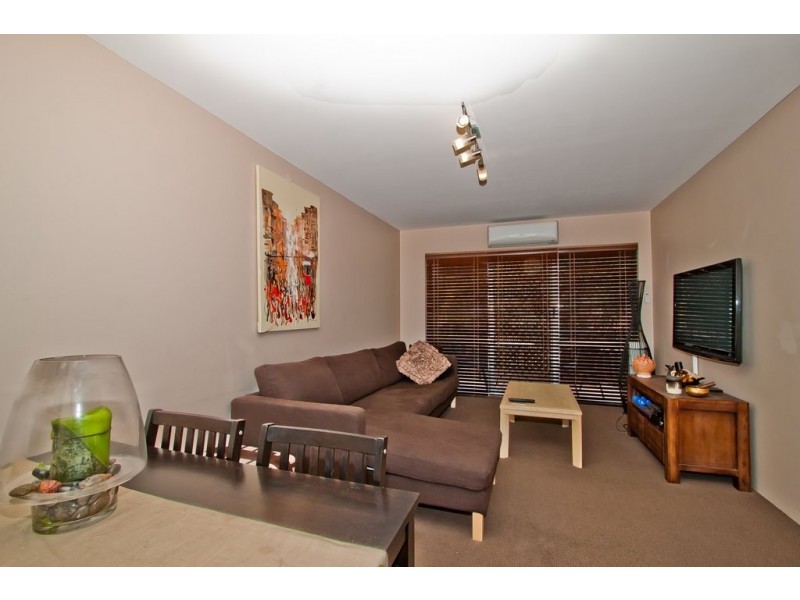 2/51 Gustavson Street, Annerley QLD 4103