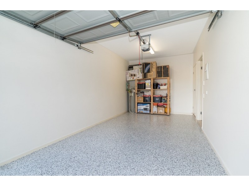 2/16 Broadmere Street, Annerley QLD 4103