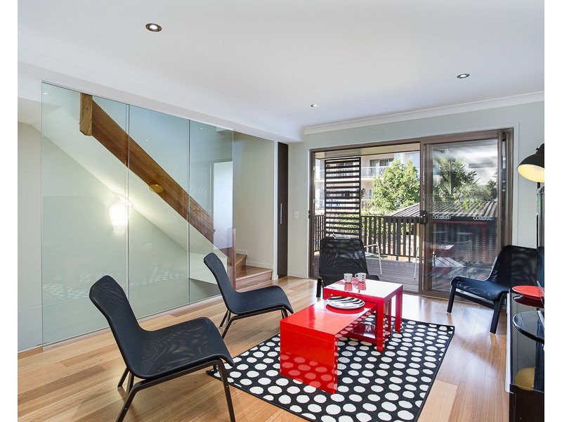 2/11 Norman Street, Annerley QLD 4103