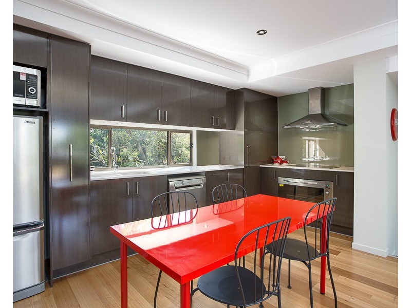 2/11 Norman Street, Annerley QLD 4103