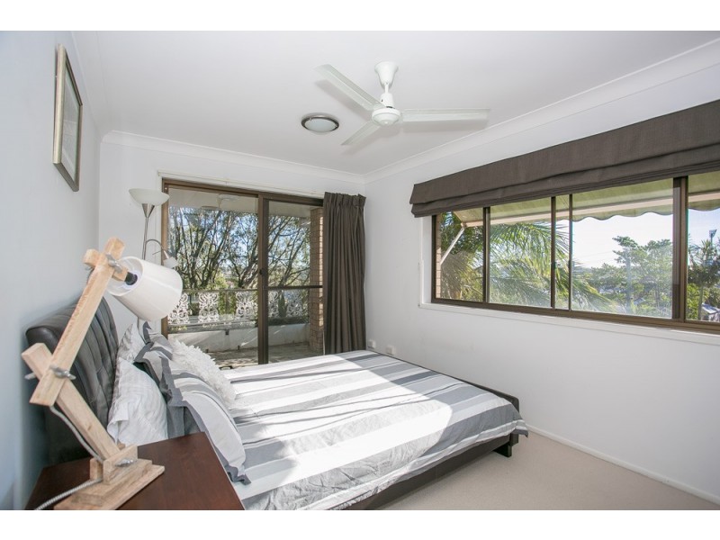 1/8 Longlands Street, East Brisbane QLD 4169