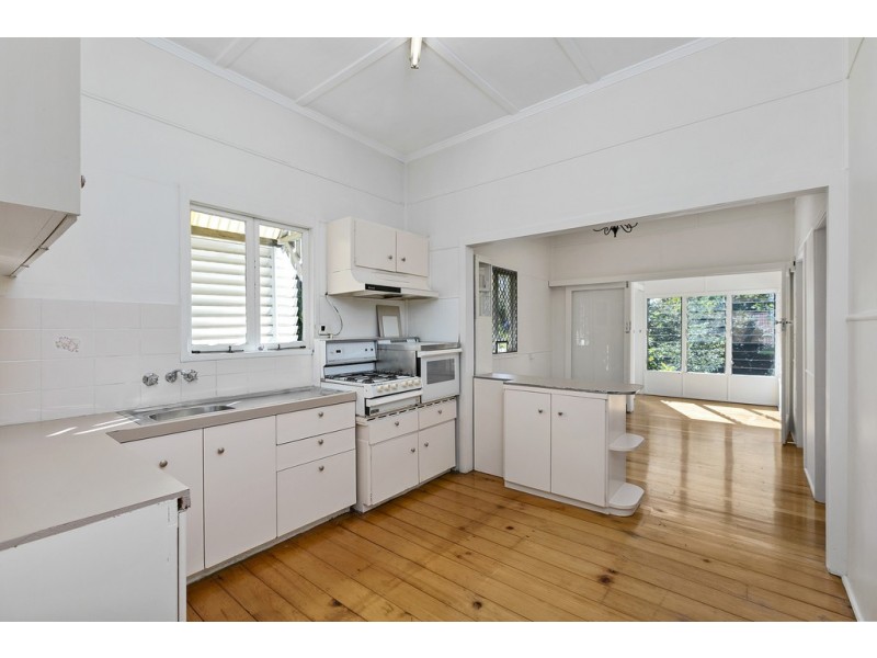 30 Aubigny Street, Annerley QLD 4103