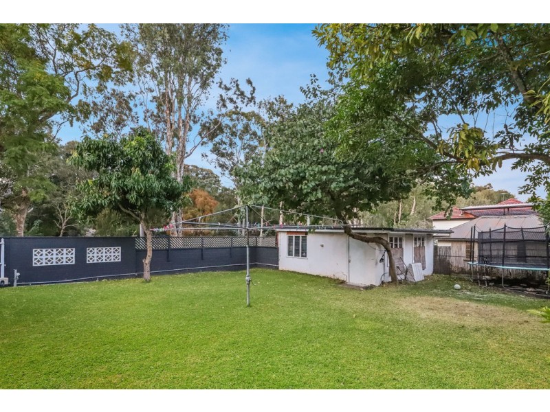 2 Brisbane Corso, Fairfield QLD 4103