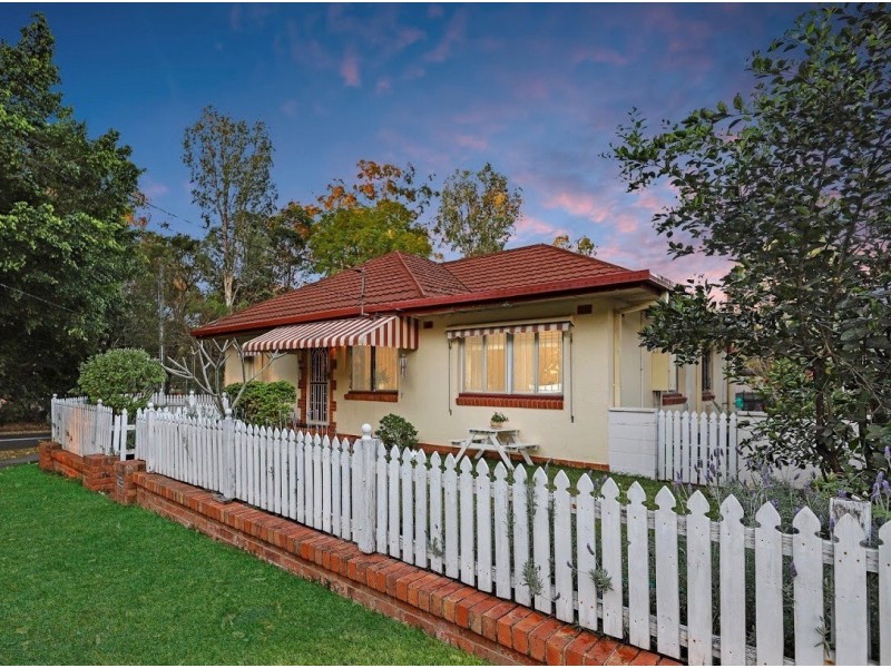 2 Brisbane Corso, Fairfield QLD 4103